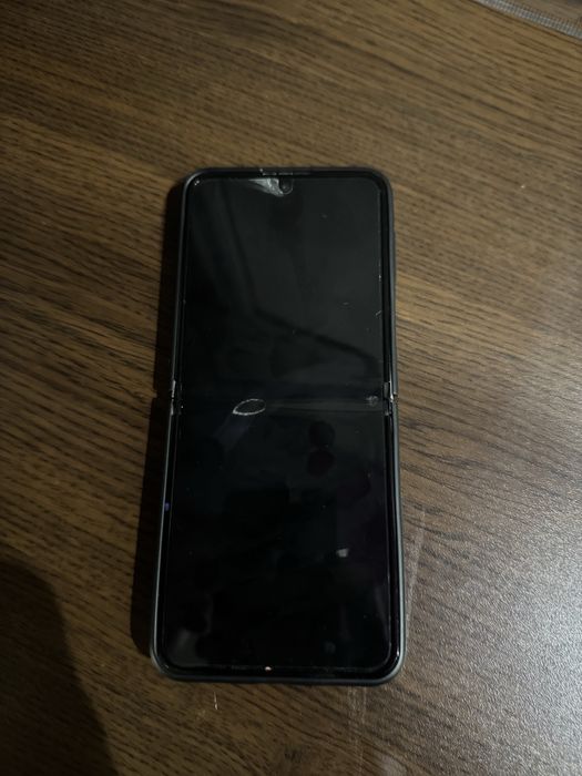 Samsung Galaxy Z flip 5   512gb
