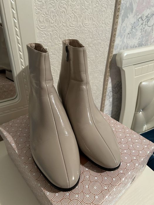 Женские осенние ботинки