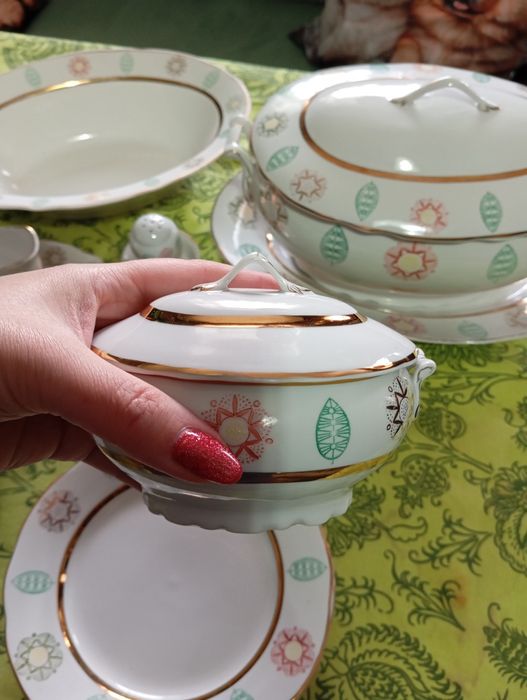 Сервис столовый  б/у