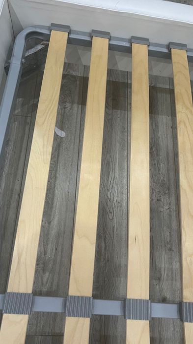 Кровать двуспальная 160×200