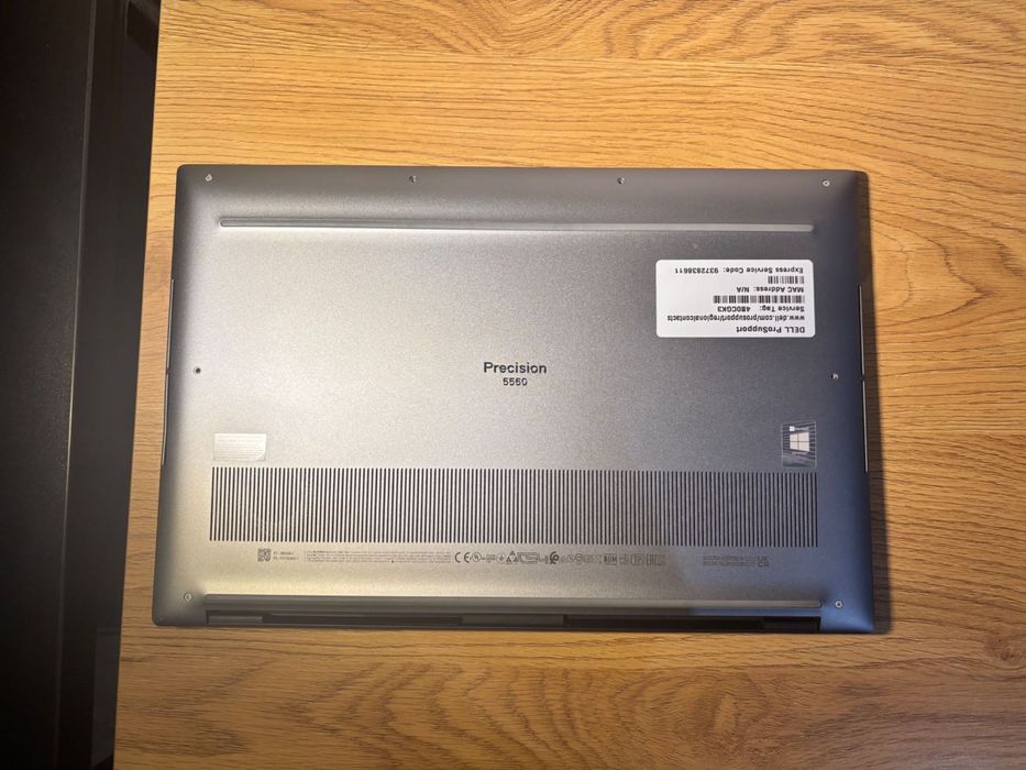 Dell Precision 5560 i9 RTX A2000