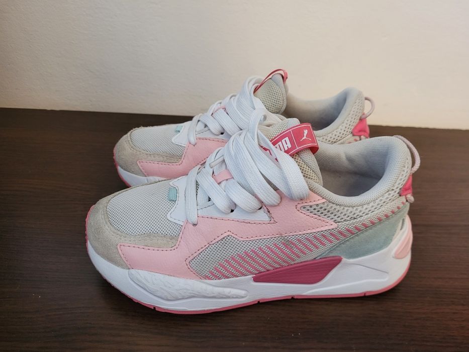 Vând încălțăminte sport copii Puma RS nr 33