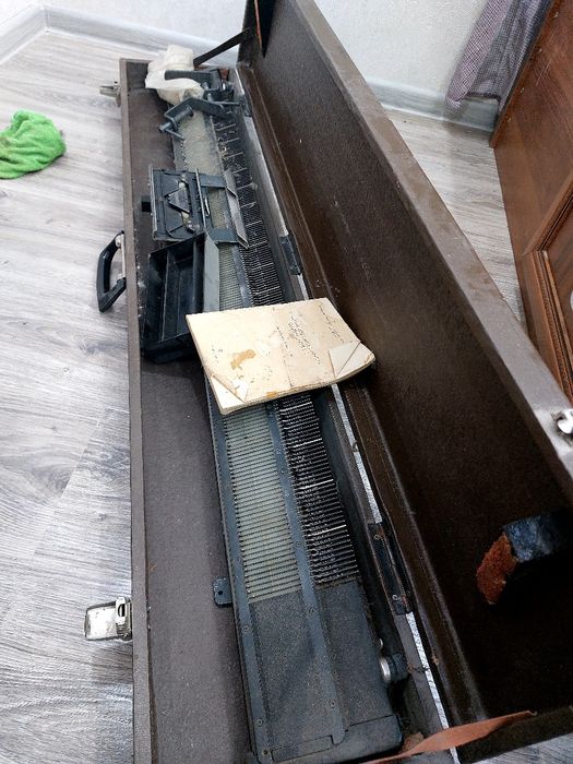 Ручная вязальная машина Неваа-2