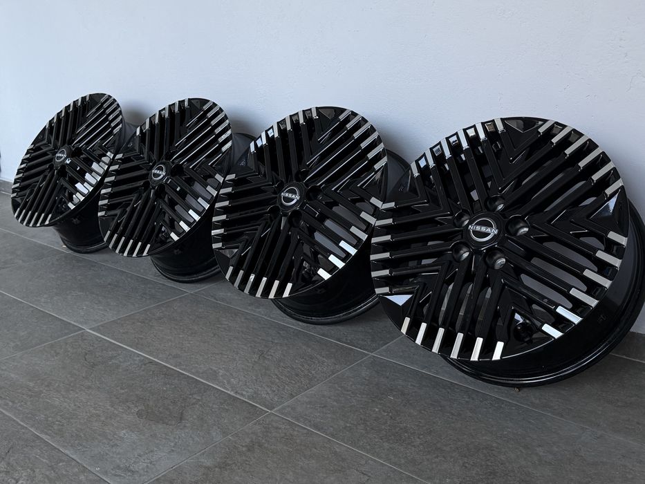 17” Оригинални джанти Nissan Juk Juke Qashqai 5x114.3 6.5J Et 45