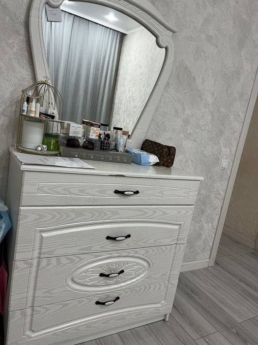 Продается комод в хорошем состоянии