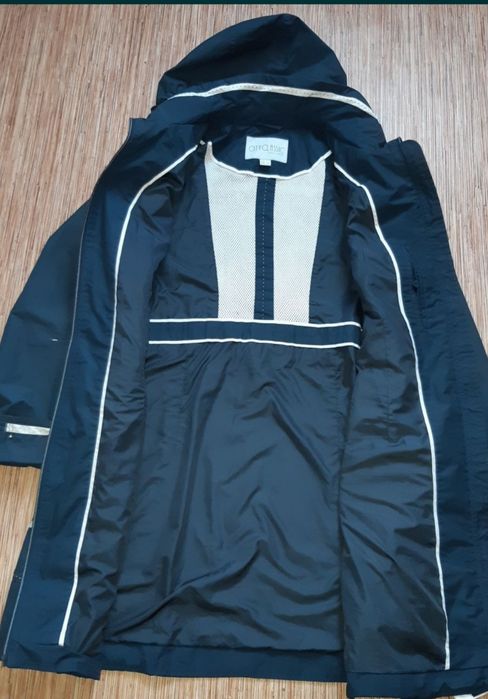 Продам куртку.Размер 48-50.