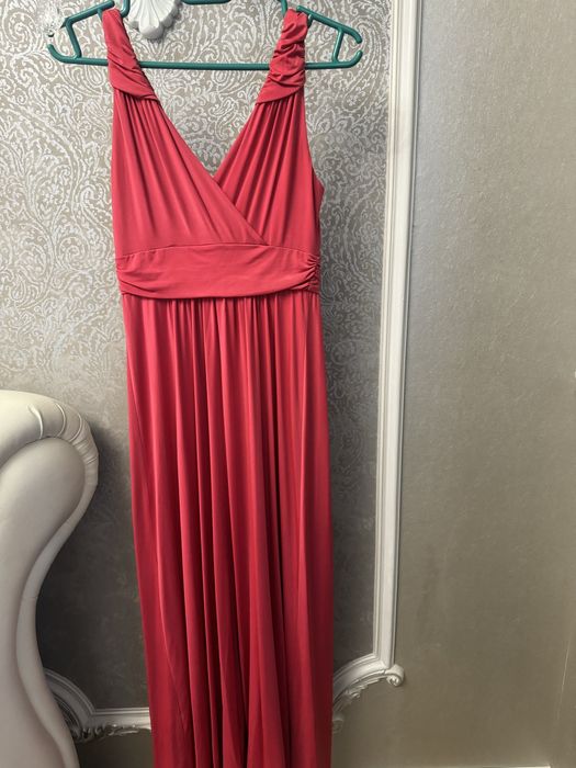 Женское платье.