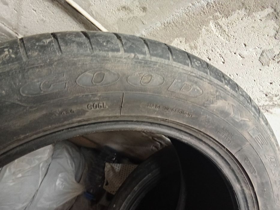 Продам резину б/у