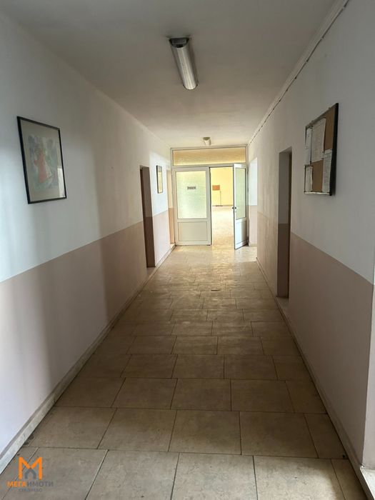 Дава под наем гр. Севлиево - гр. Севлиево 1000m²