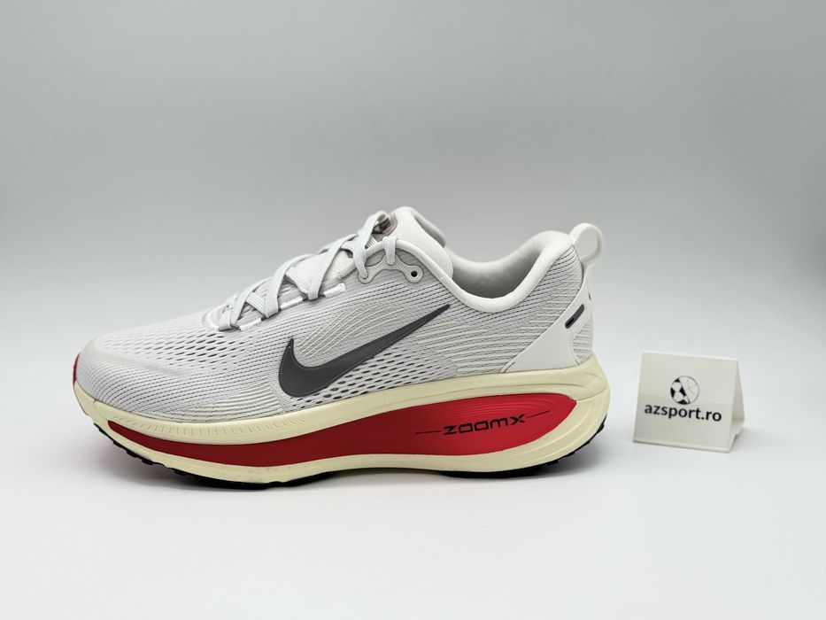 Nike Vomero 18 Noi Originali (40,5)