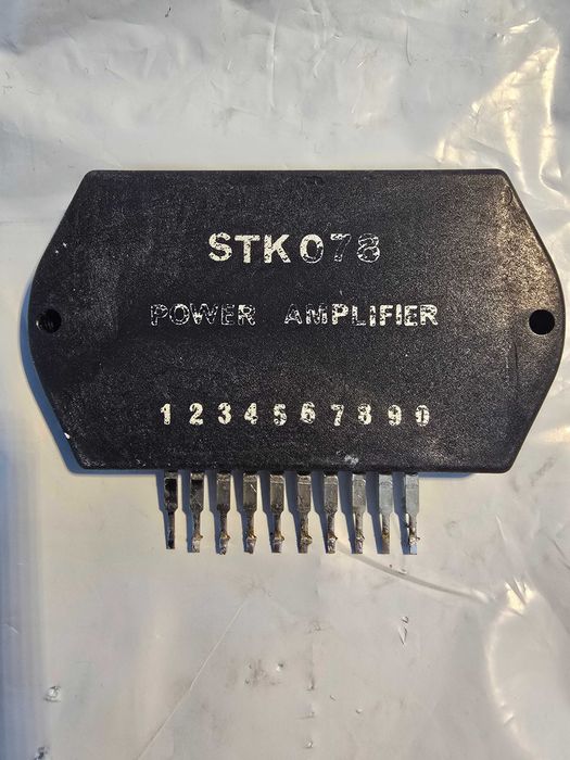 Интегрална схема STK - 078 , низкочестотен усилвател