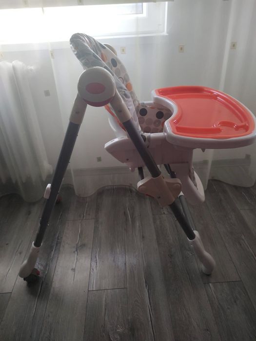 Scaun de masa pt copii