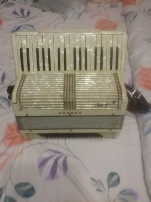 Vand acordeon hohner tango ll 880 bandon
