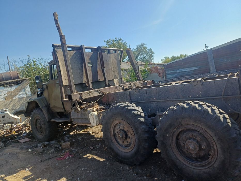 продам зил 131 на полнам хаду