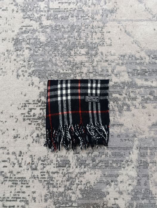 Burberrys vintage scarf 1999