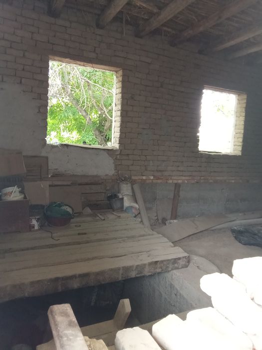 Срочна уй сотылады