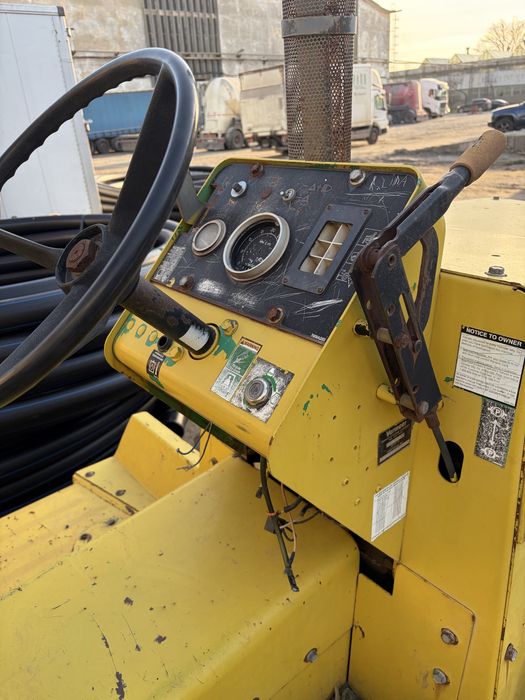 Trencher vermeer V4150