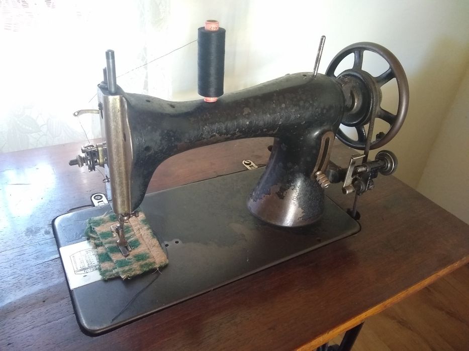 Masina de cusut Naumann nr 705