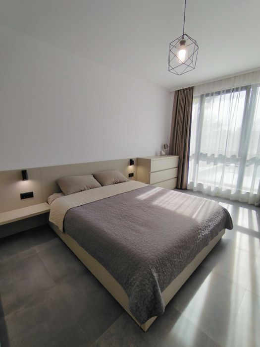 Дава се под наем Двустаен апартамент в Варна, Цветен квартал - 60 кв.м за 850 € - Снимка #4