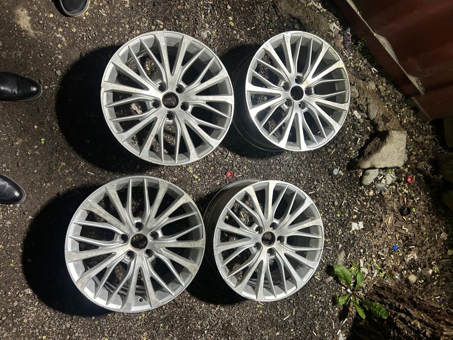 Камри 70 оригинал 18размер