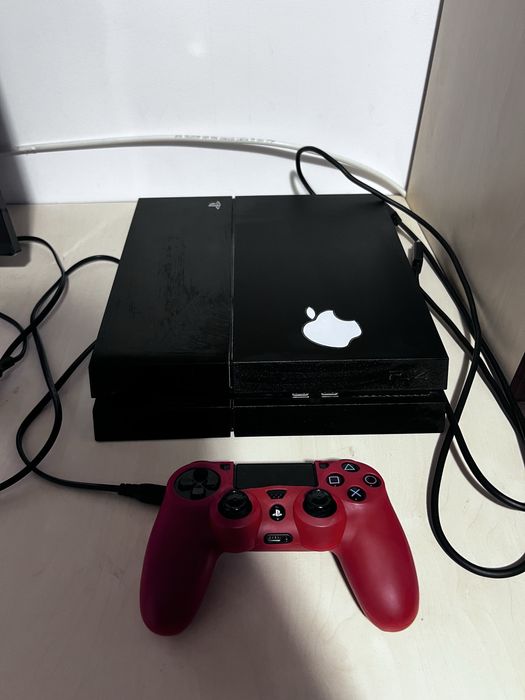 Vand PS4 + controller