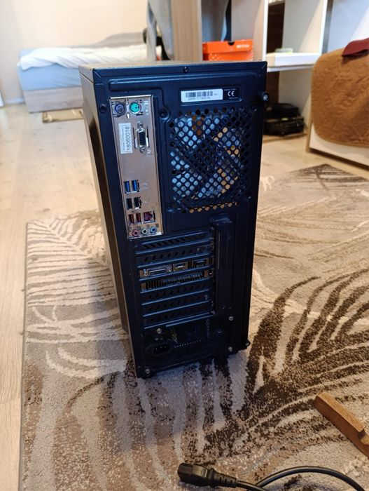 Настолен гейминг компютър