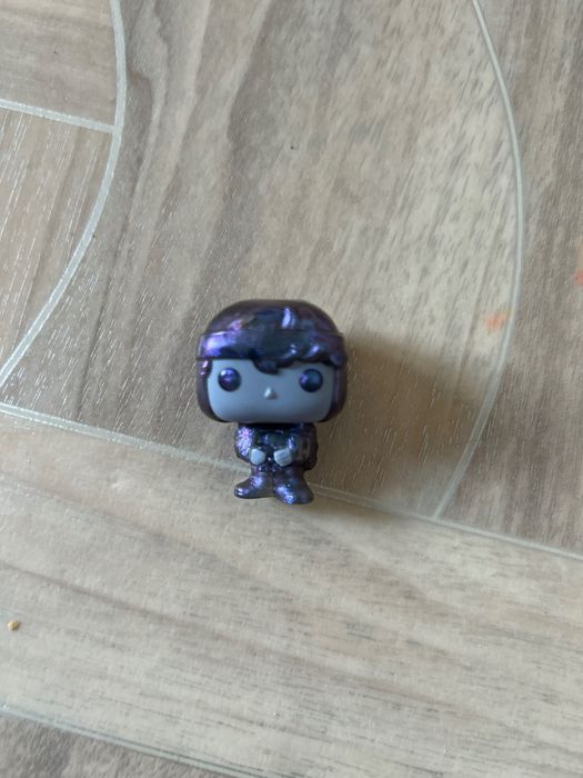 Продам фигурки киндера джой