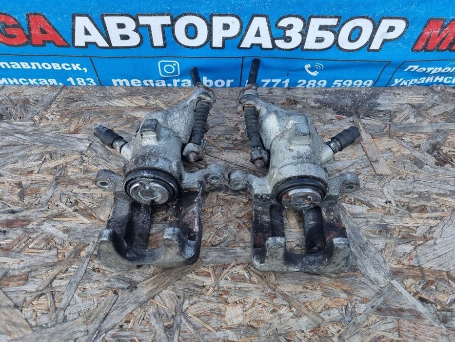 Задние суппорта на ауди с4 квадро.