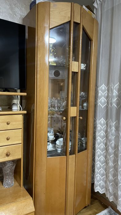 Продам гарнитур итальянский для гостиный