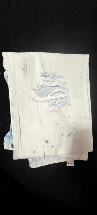 Дънки Bershka топ модел