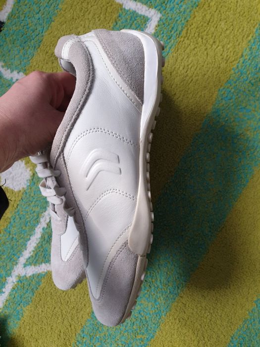 Adidasi Geox din piele 42