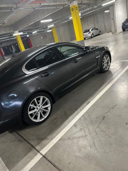 Vănd jaguar Xf 3.0