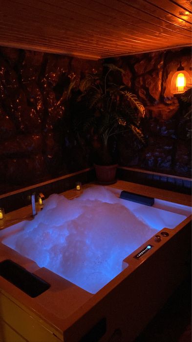 Коттедж посуточно. Караоке. Сауна. Бильярд. В городе