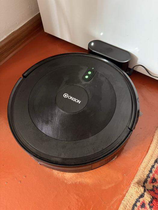 Продам робопылесос ONSON E6