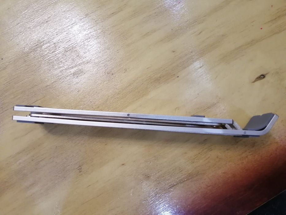 Подставка для ноутбука, алюминевая