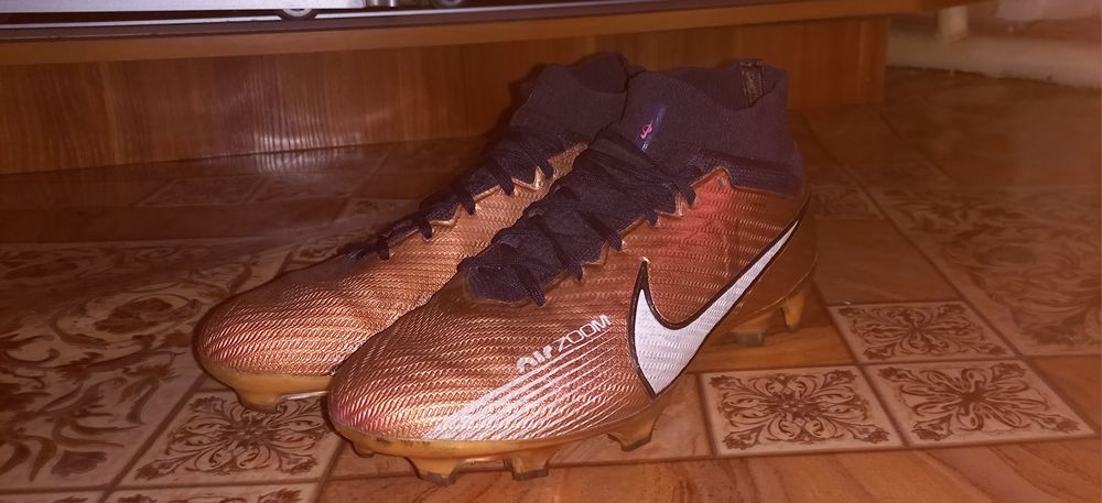 Продам бутцы Nike Air zoom оригинал
