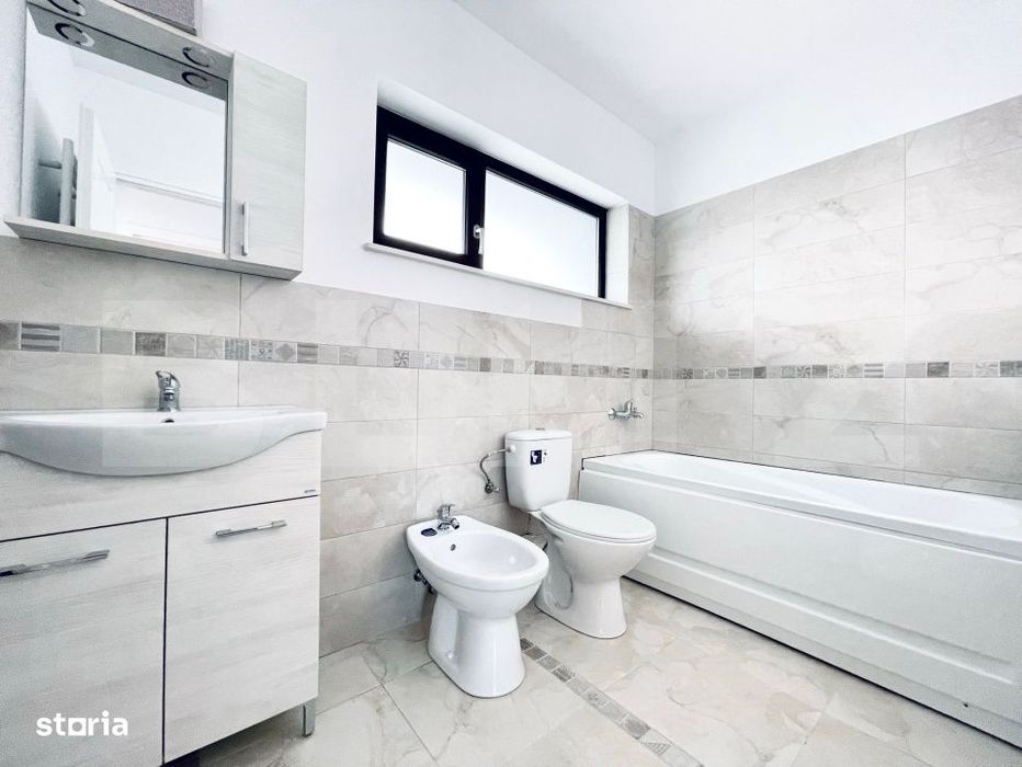 Casa moderna, tip duplex, de inchiriat, 88 mp + 200 mp teren, zona Lis