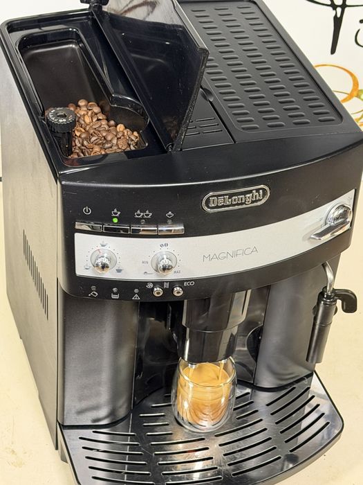 Кафемашина кафе автомат delonghi magnifica с гаранция