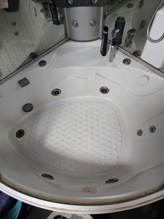 Душевая кабина.большая.