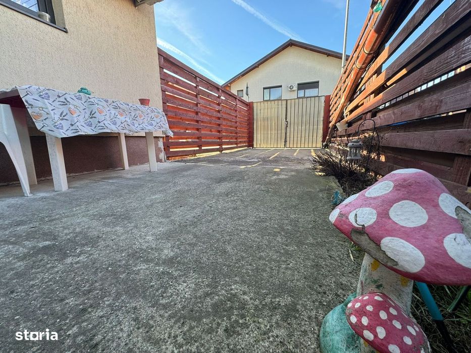 Casă tip capăt înșiruit – P+1+M, 4 camere – semi-mobilată și utilată