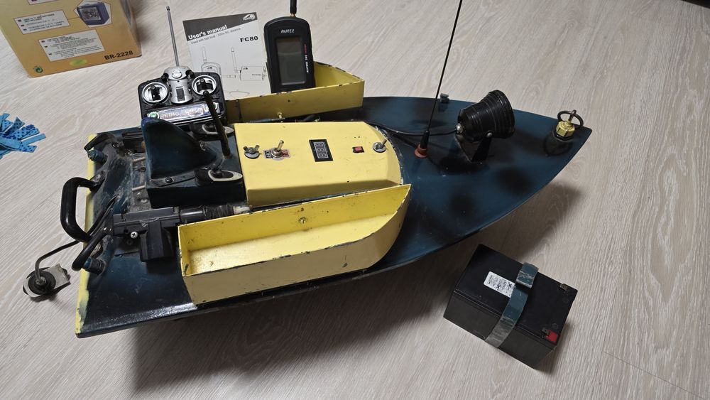 Barcuta , navomodel Oltenita cu sonar