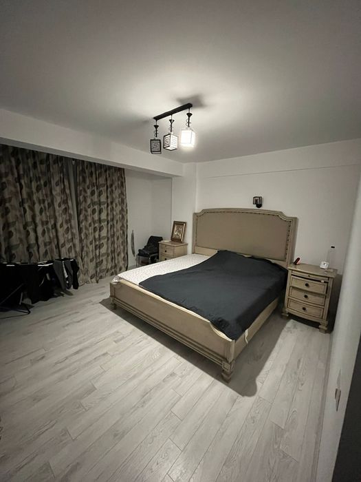 De inchiriat apartament