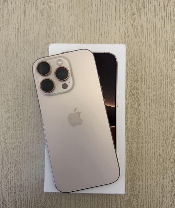 Vand Iphone 16 Pro /256 gb memorie