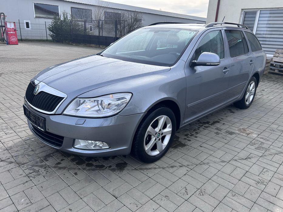 Vand Skoda Octavia 2 facelift 2012 1.6 tdi / DSG