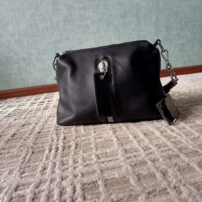 Продам кожанную женскую сумку