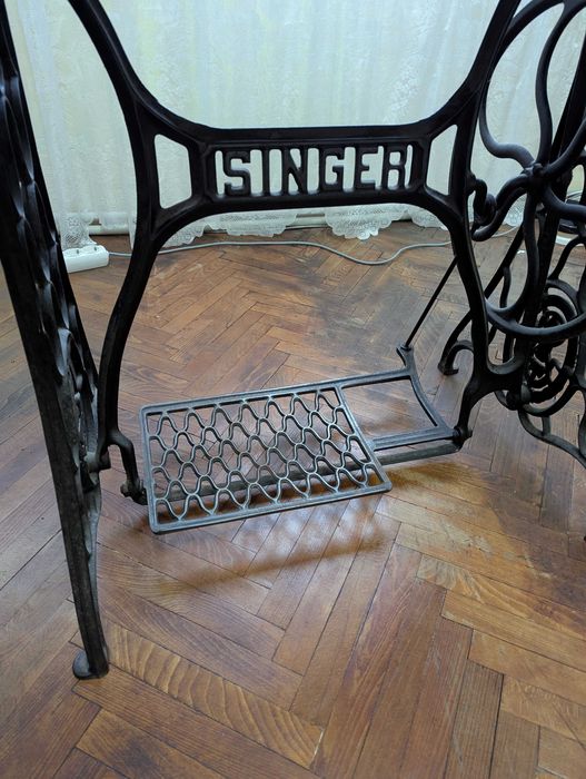 Шевна машина Singer 16K55, ръчна, крачна, запазена