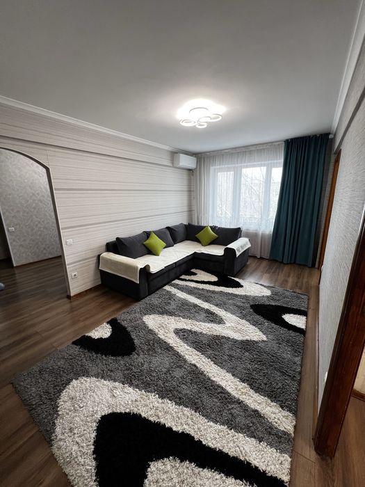 Сдам посуточно 3-х квартиру