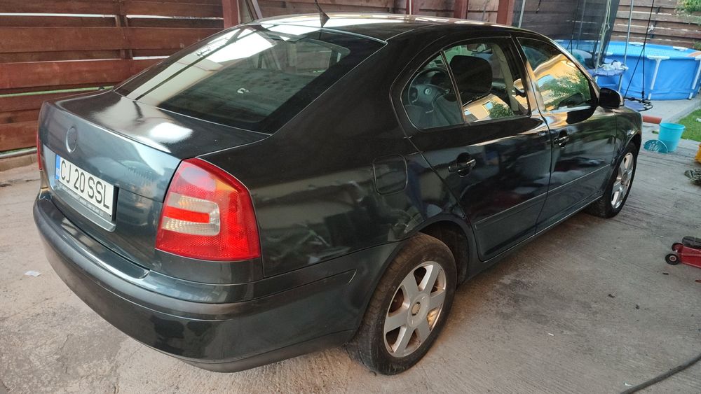 Vând Schimb Skoda Octavia 2