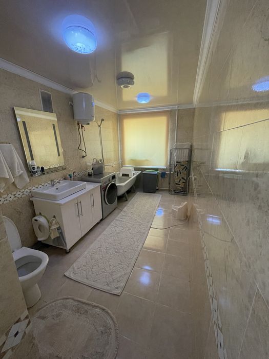 Продам квартиру в центре города.