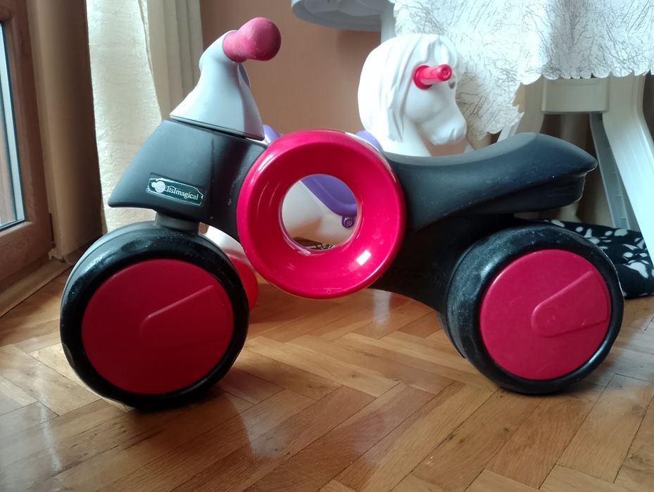 Моторче и конче за бутане и баланс